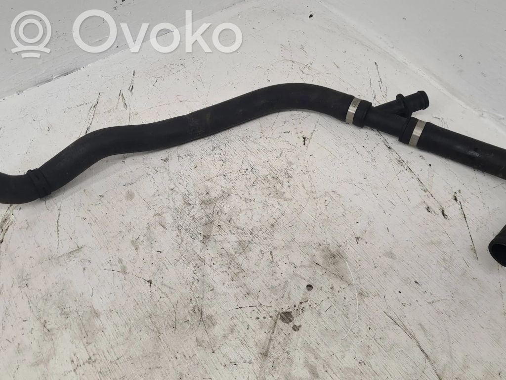 Ford Transit Custom Caurulīte (-es) / šļūtene (-es) 