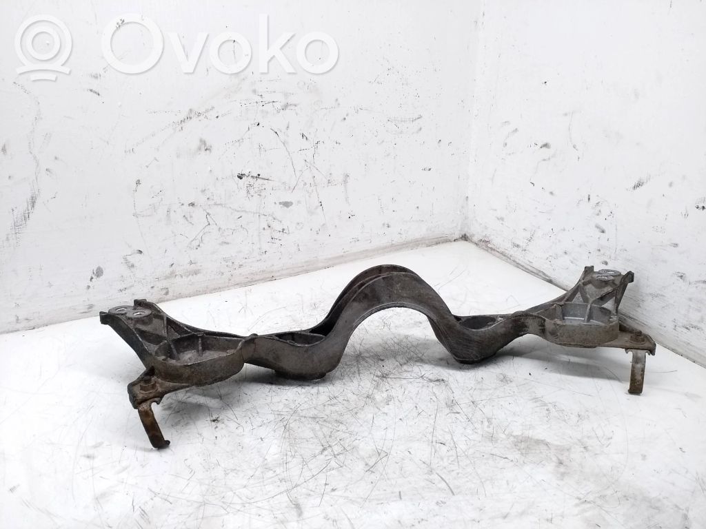 BMW X3 E83 Rear differential/diff mount bracket 