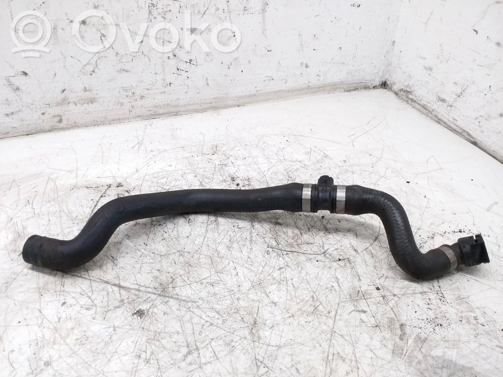 BMW X3 E83 Engine coolant pipe/hose 