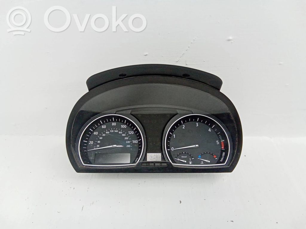 BMW X3 E83 Speedometer (instrument cluster) 