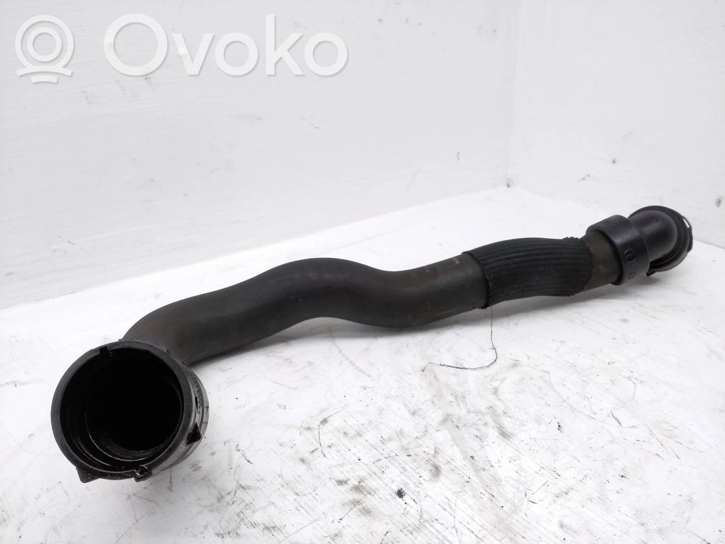 Volvo V60 Conductă/furtun lichid de răcire motor 