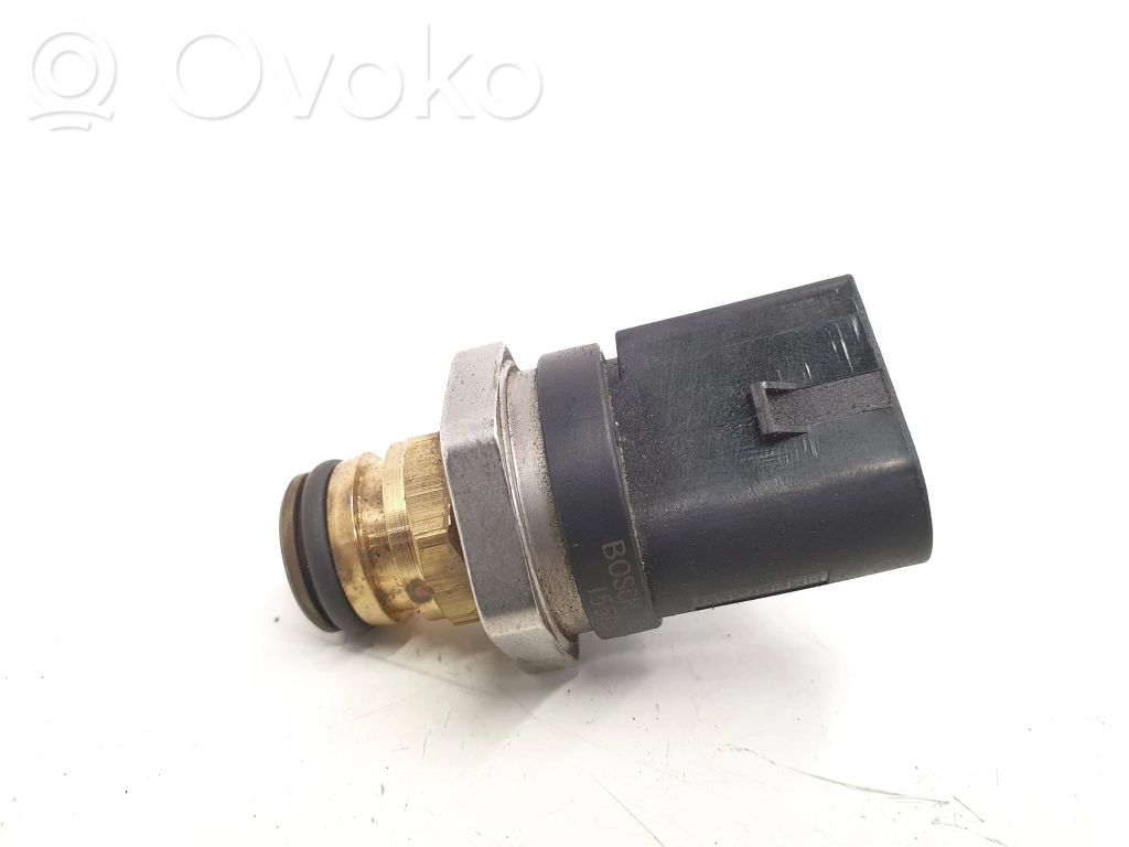 Audi TT TTS RS Mk3 8S Sensor de presión de combustible 