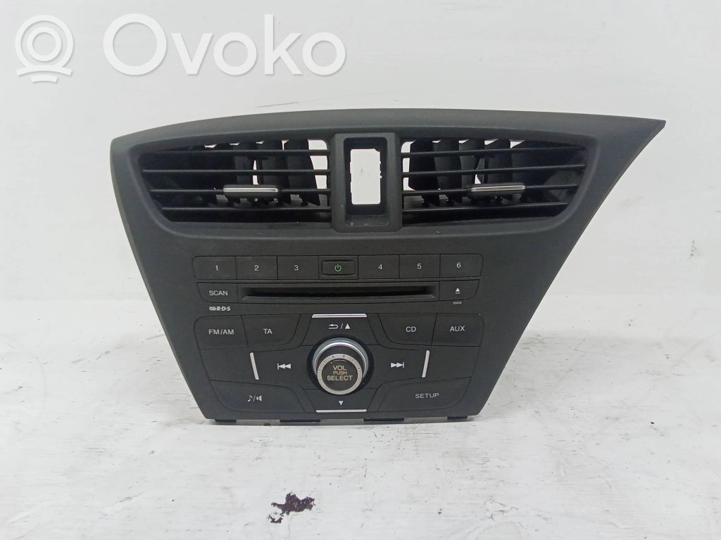 Honda Civic IX Panel / Radioodtwarzacz CD/DVD/GPS 