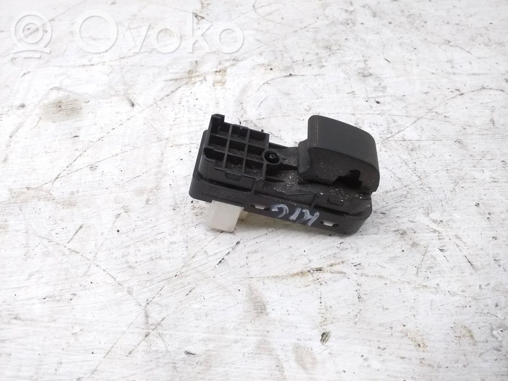 Mazda 3 II Electric window control switch 