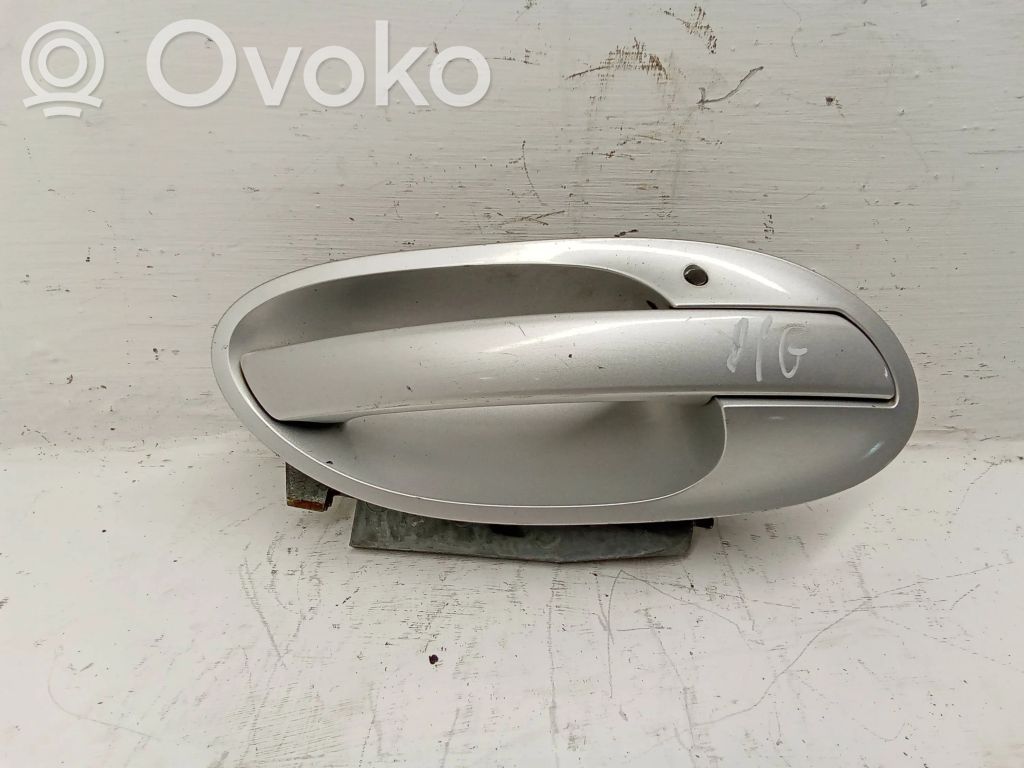 BMW 7 E65 E66 Ārējais atvēršanas rokturis 