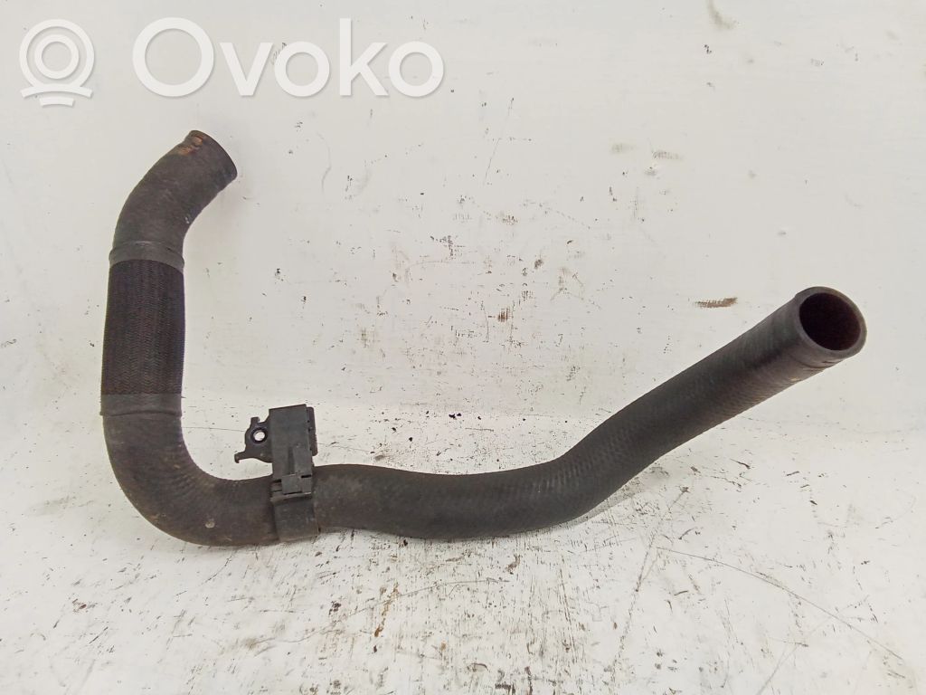 Engine coolant pipe/hose
