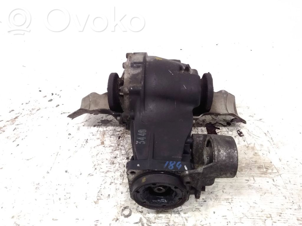 Audi A8 S8 D3 4E Galinis reduktorius 