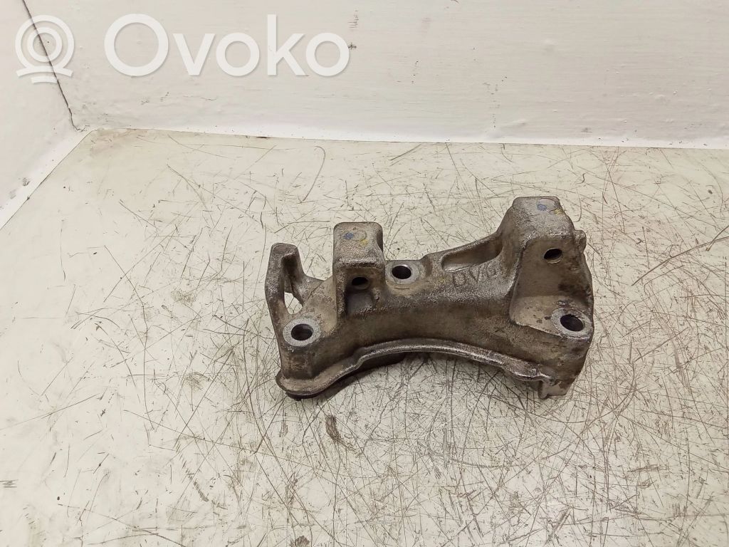 Citroen C5 Variklio tvirtinimo kronšteinas 