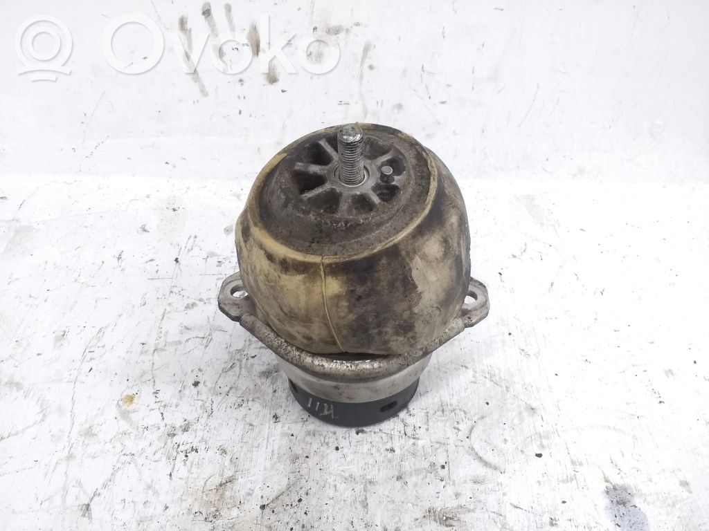 Audi Q7 4L Supporto di montaggio del motore 