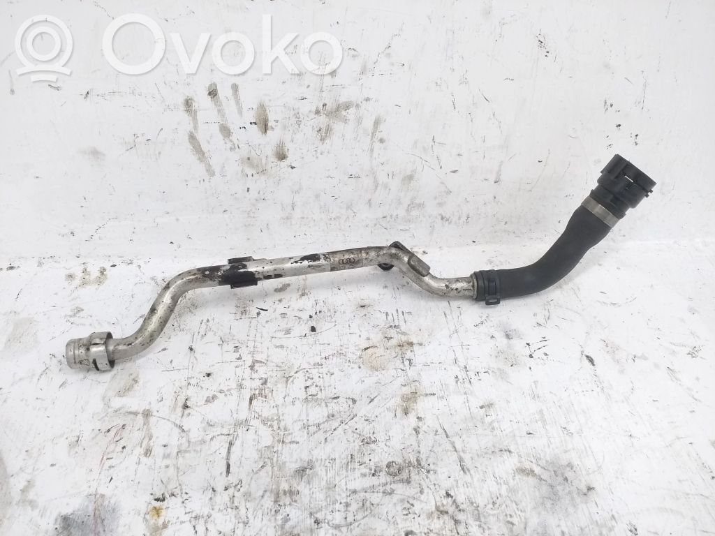 Audi A4 Allroad B8 Tubo flessibile del liquido di raffreddamento del motore