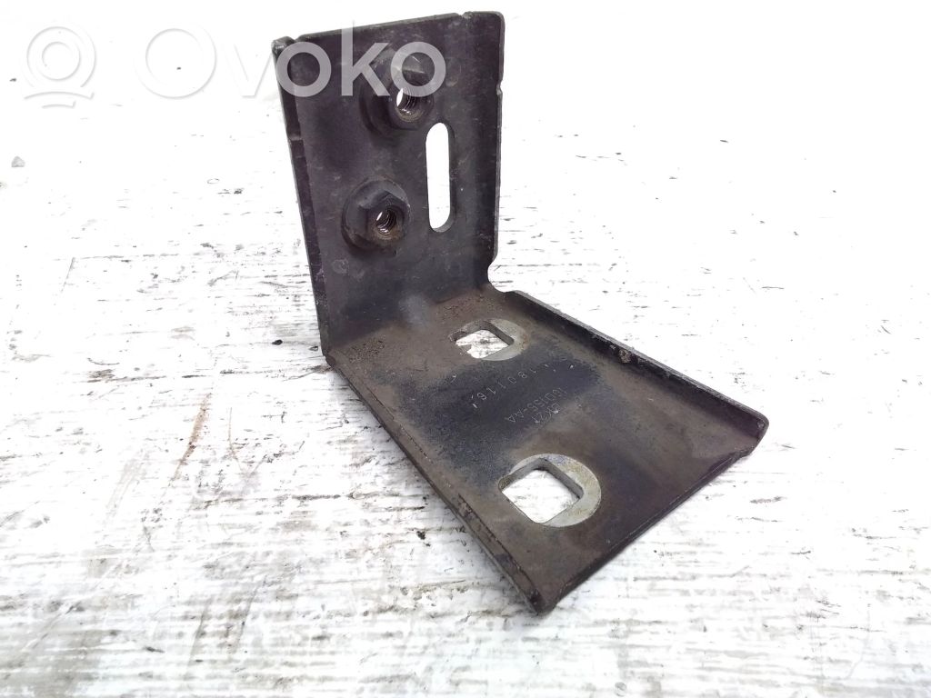 Ford Transit Custom Fender mounting bracket 