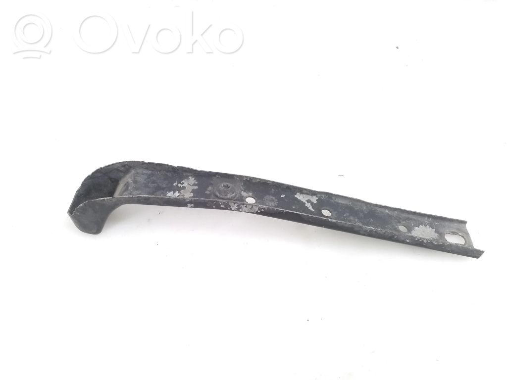 Audi A8 S8 D3 4E Radiator mount bracket 