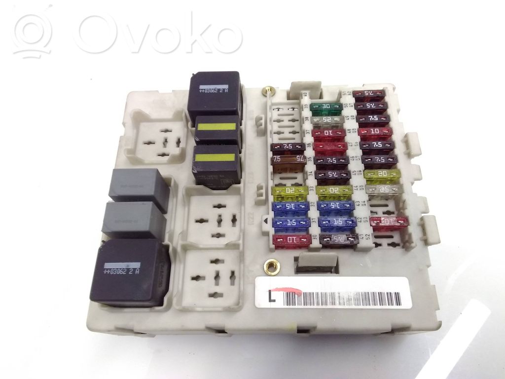 Fuse module   2M5T14A073AC