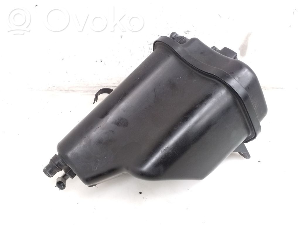 Coolant expansion tank/reservoir   7552546