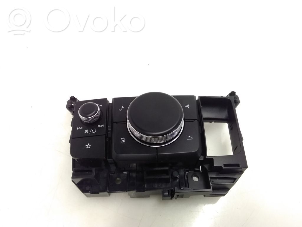 Mazda CX-30 Unidad central de control multimedia 