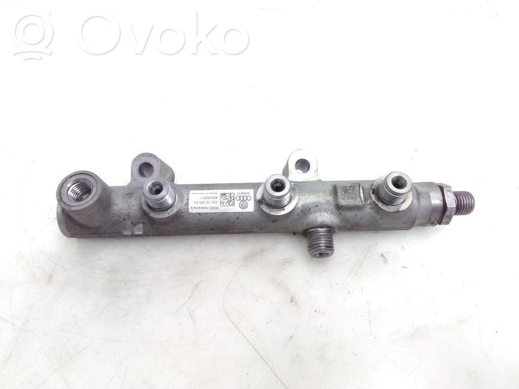 Porsche Cayenne (92A) Fuel main line pipe 