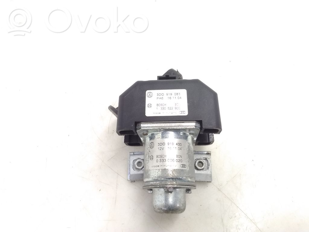 Bentley Continental Charging relay 