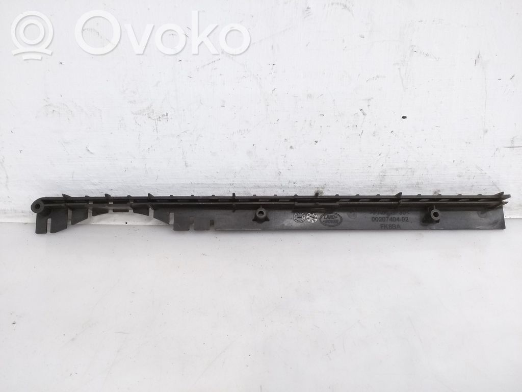 Land Rover Range Rover Evoque L538 Radiator mount bracket 