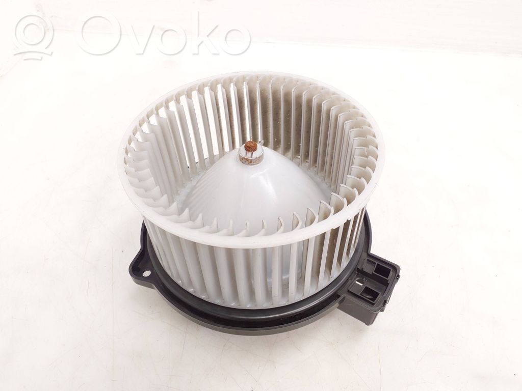 Mazda CX-5 Mazā radiatora ventilators 