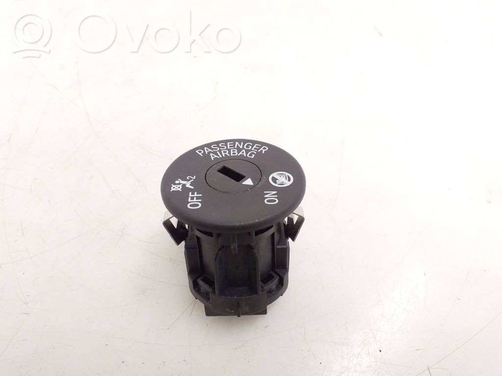 BMW 3 G20 G21 Interruptor de encendido/apagado del airbag de pasajero