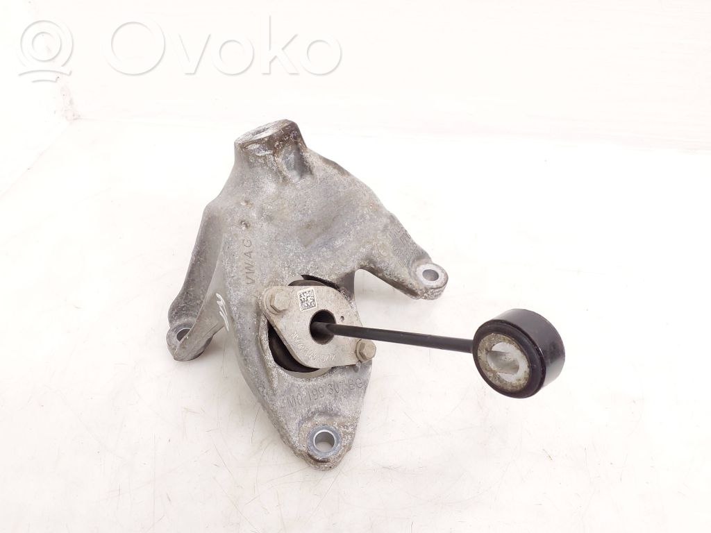 Porsche Cayenne (9Y0 9Y3) Engine mounting bracket 