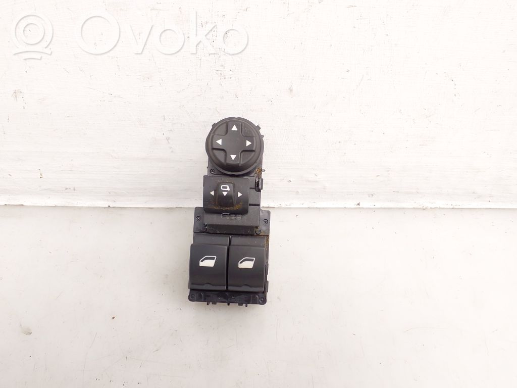 Toyota ProAce City Przyciski szyb 