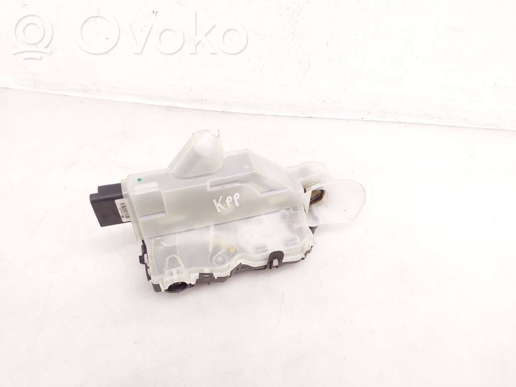 Toyota ProAce City Priekšpusē slēdzene 