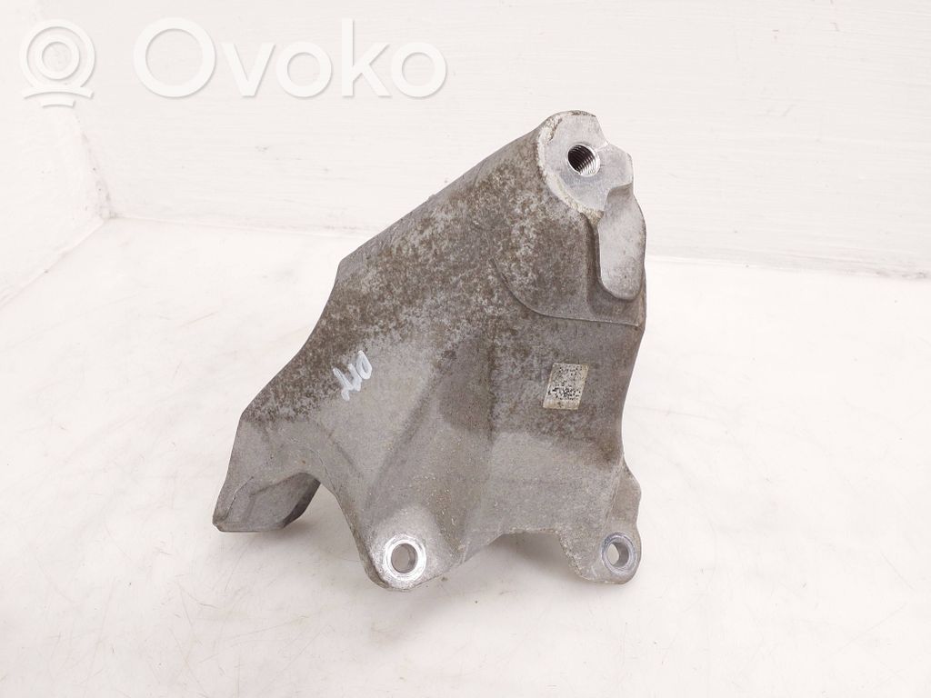 Audi e-tron Engine mounting bracket 