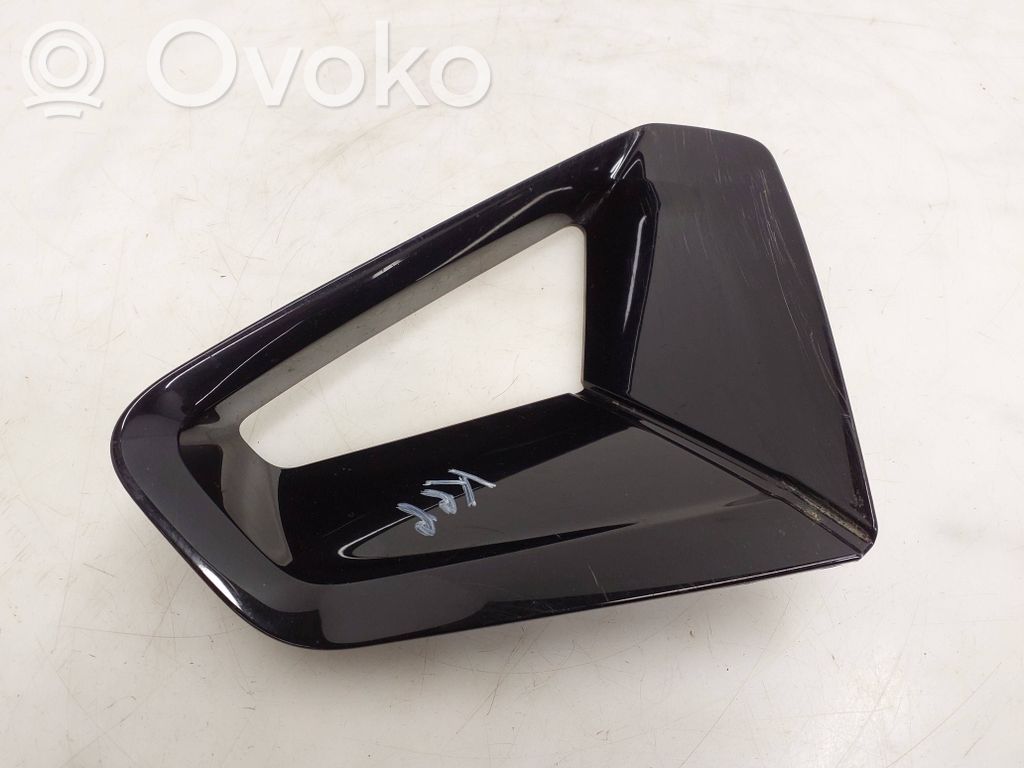 Audi e-tron Front bumper lower grill 