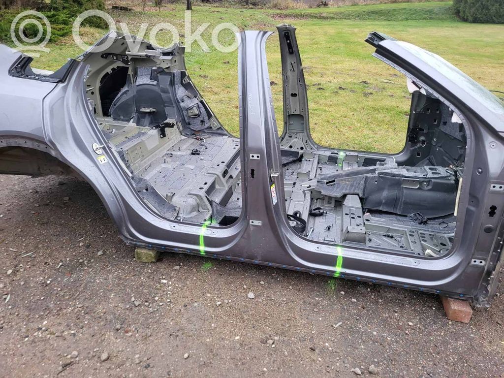 Audi e-tron Słupek środkowy 