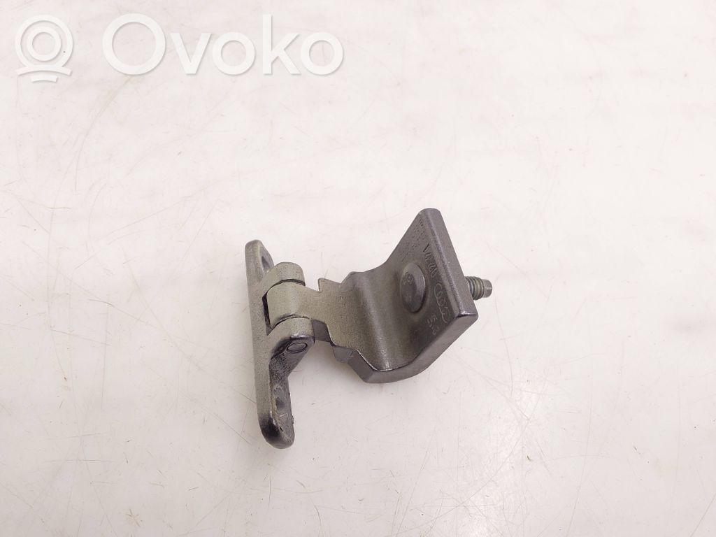 Tailgate/trunk/boot hinge   8U0827299E
