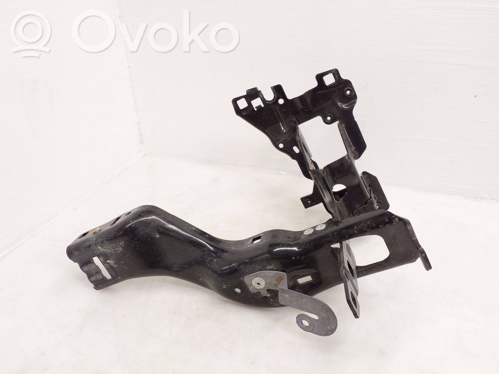 BMW 5 G30 G31 G38 Boczny panel mocowania chłodnicy 