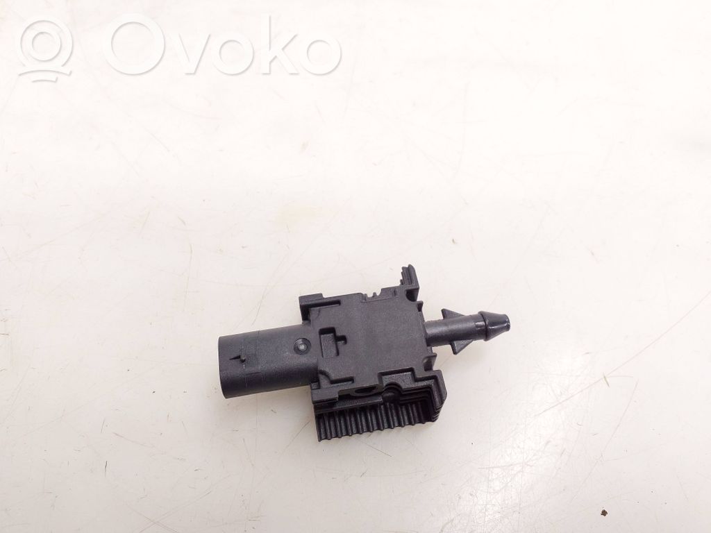 BMW iX1 Sensor impacto/accidente para activar Airbag 