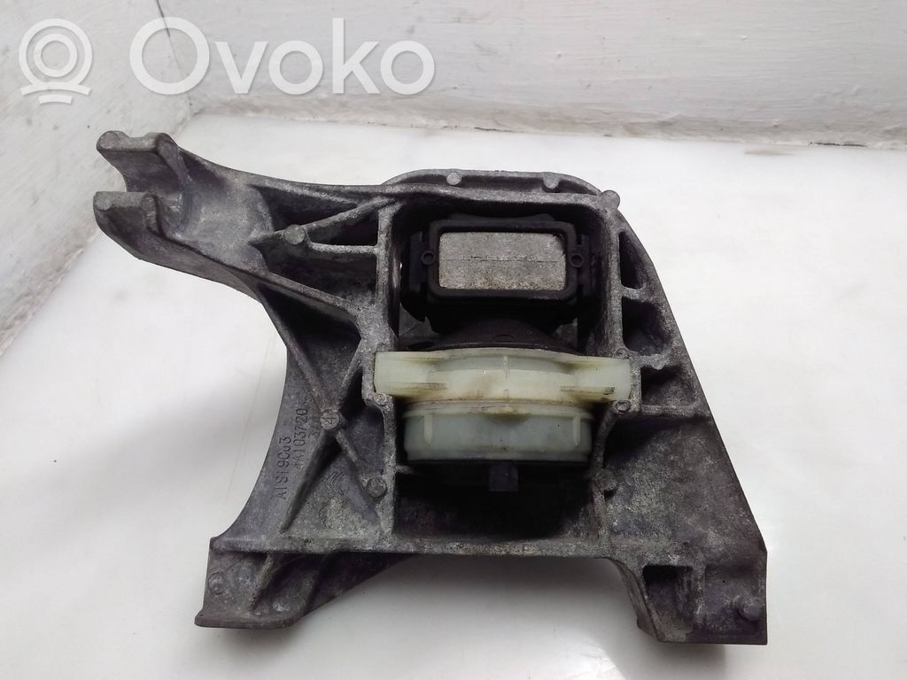 Citroen C4 Grand Picasso Engine mount bracket 