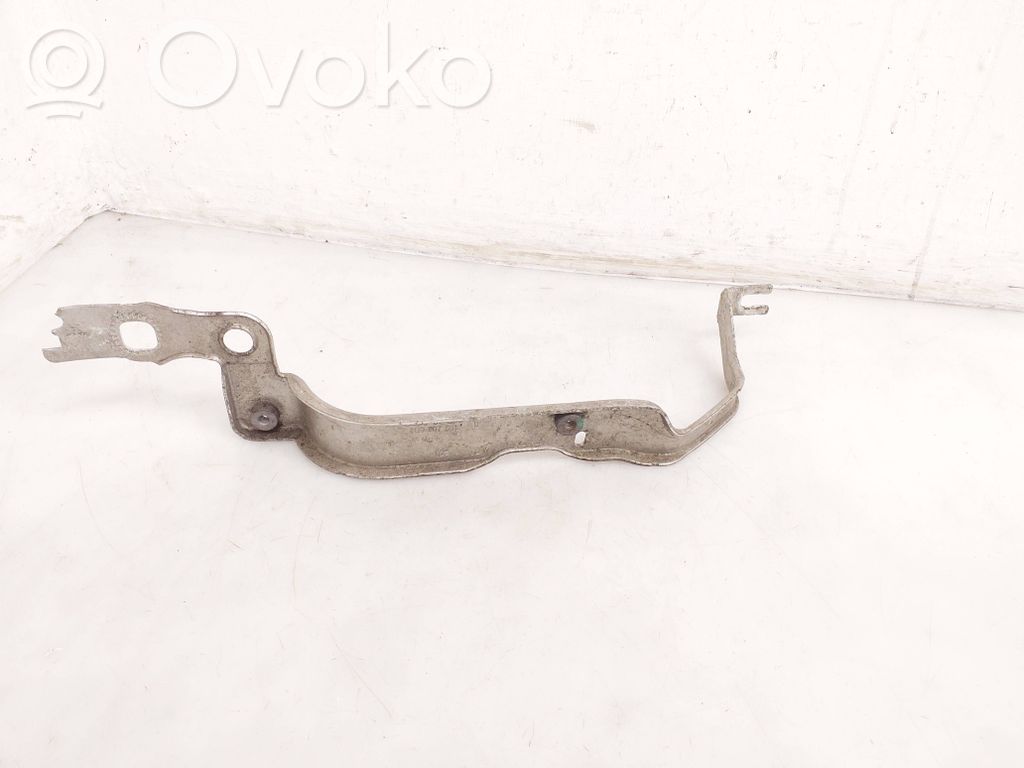 Audi A6 S6 C7 4G Fender mounting bracket 