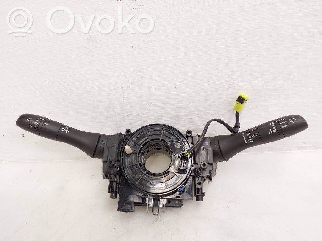 Nissan Qashqai Bloc semnalizator și ștergător parbriz