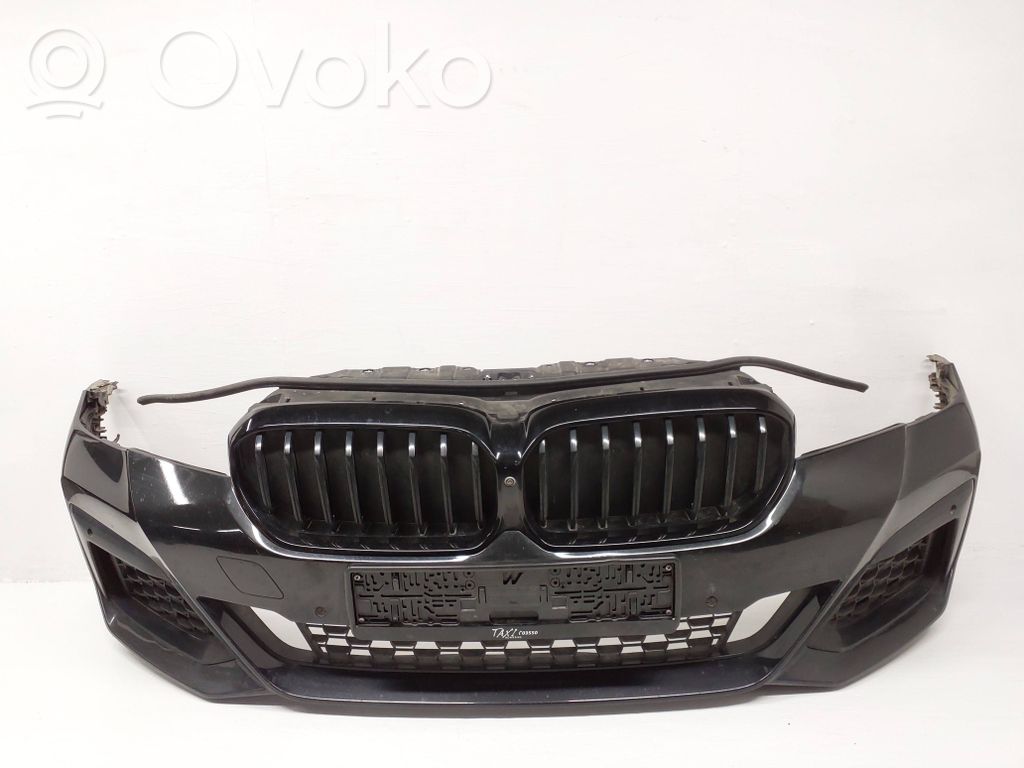 BMW 5 G30 G31 G38 Zderzak przedni 