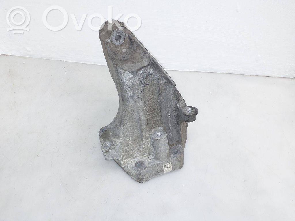 Mercedes-Benz Vito Viano W639 Supporto di montaggio del motore (usato) 