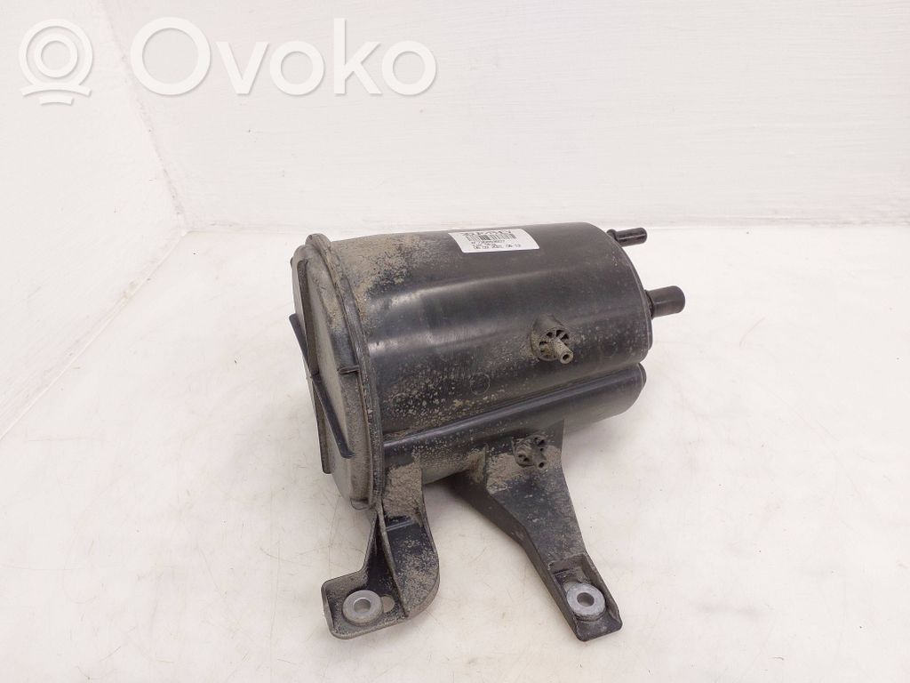 BMW 5 G30 G31 G38 Serbatoio a carbone attivo per il recupero vapori carburante 