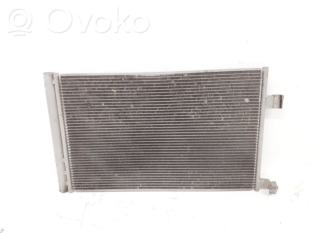 Jaguar XF X260 Gaisa kondicioniera dzeses radiators 