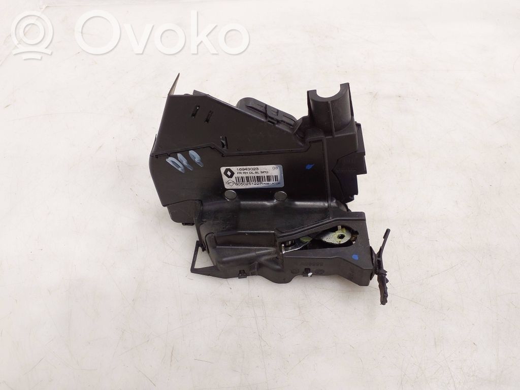 Renault Megane IV Etuoven lukko