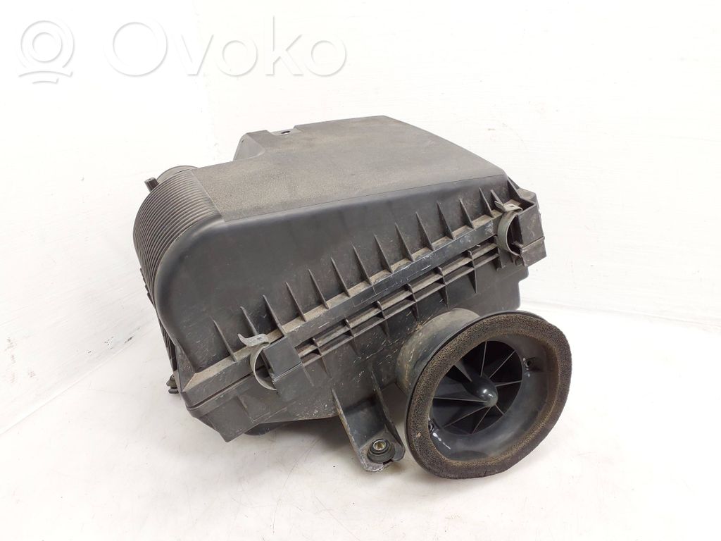 Obudowa filtra powietrza   177000L380,2640308001,014140689