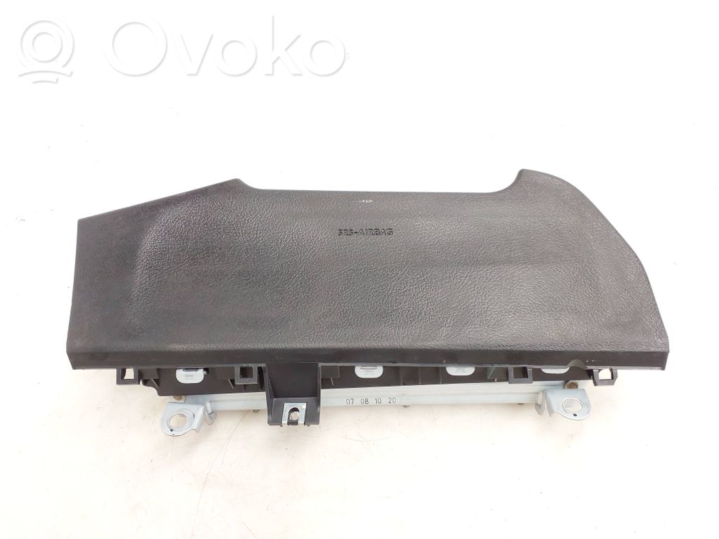 Toyota Hilux VIII Airbag pentru genunchi 