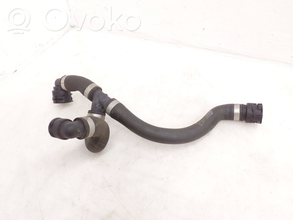 Mercedes-Benz C W205 Conductă/furtun lichid de răcire motor