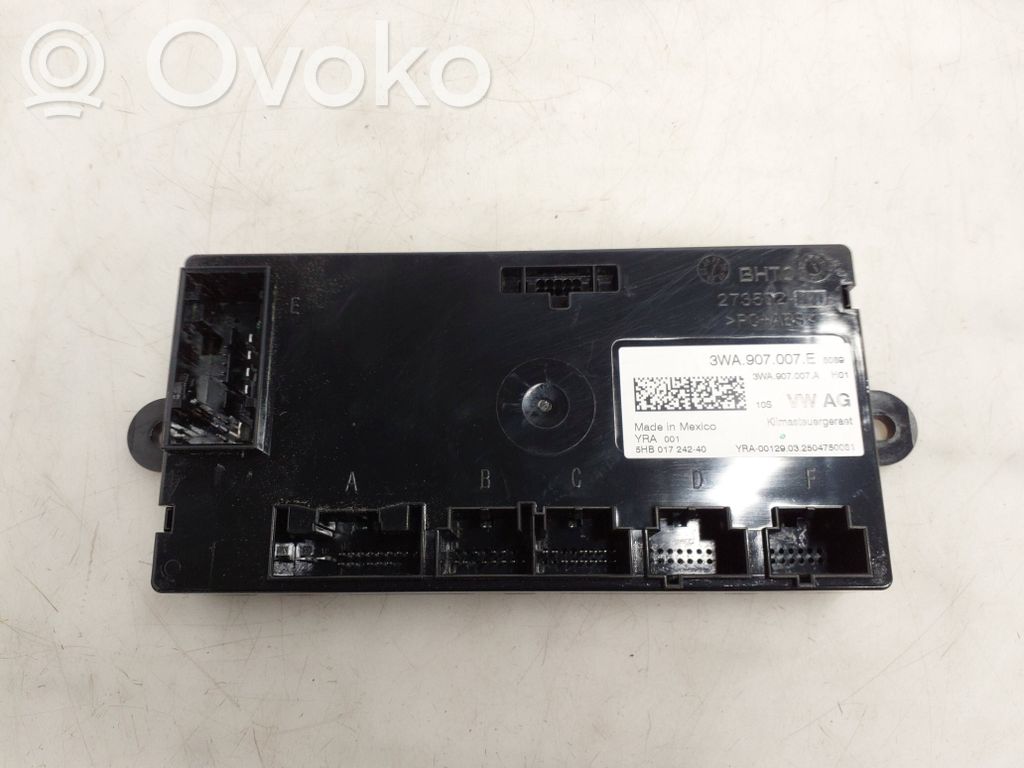 Volkswagen Tiguan Air conditioning/heating control unit 