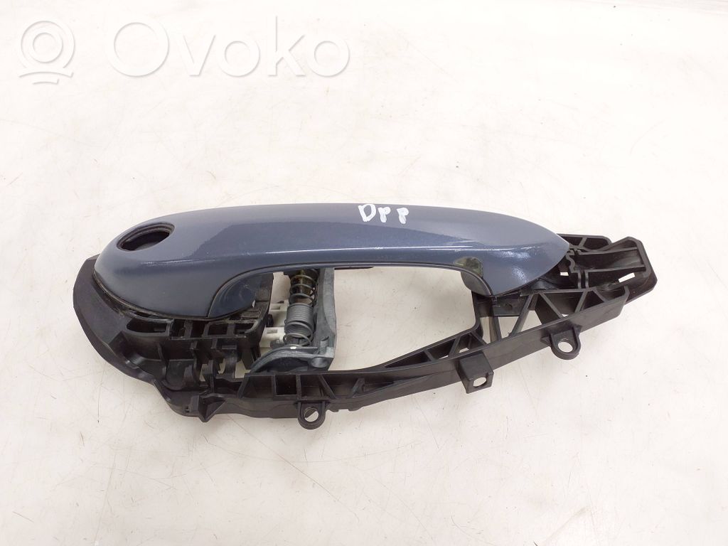 BMW 2 F44 Manecilla externa puerta delantera 