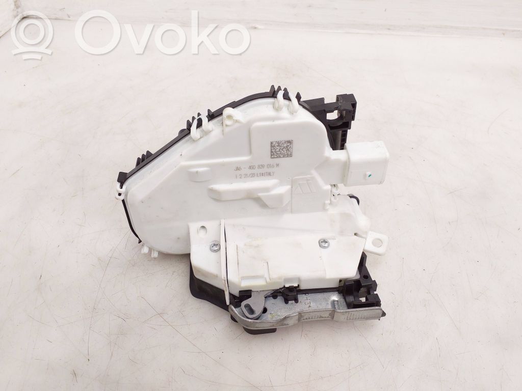 Audi A5 Takaoven lukko 