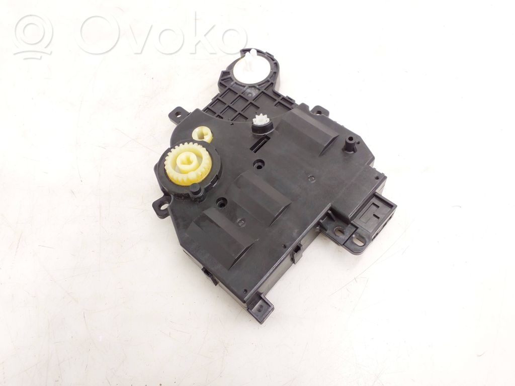 Toyota Camry VIII XV70  Moteur / actionneur de volet de climatisation 