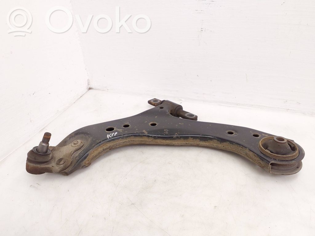 Toyota Camry VIII XV70 Querlenker Achsschenkel vorne