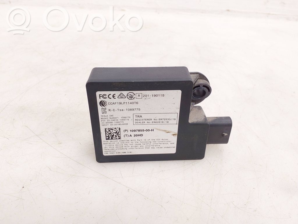 Tesla Model 3 Sonstige Steuergeräte / Module 